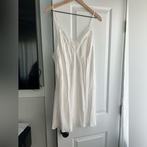 White slip dress / lingerie